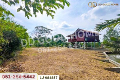 ที่ดินพร้อมสิ่งปลูกสร้างคลองเขิน 325 ตร.ว. สมุทรสงคราม ใกล้ที่ว่าการอำเภอเมืองสมุทรสงคราม