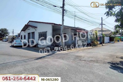 ทาวน์เฮ้าส์ สุรนารีวิลเลจ นครราชสีมา ใกล้สนามกีฬาเฉลิมพระเกียรติ 80 พรรษา