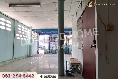 ทาวน์เฮ้าส์ สุรนารีวิลเลจ นครราชสีมา ใกล้สนามกีฬาเฉลิมพระเกียรติ 80 พรรษา