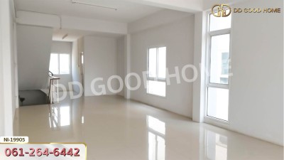 อาคารพาณิชย์ อ.กบินทร์บุรี ถ.กบินทร์บุรี-ปักธงชัย ปราจีนบุรี