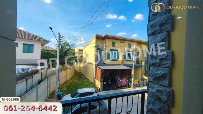 ทาวน์โฮม โกลเด้นทาวน์ ติวานนท์-แจ้งวัฒนะ ปทุมธานี ใกล้อิมแพ็ค อารีน่า เมืองทองธานี