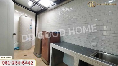 ทาวน์โฮม โกลเด้นทาวน์ ติวานนท์-แจ้งวัฒนะ ปทุมธานี ใกล้อิมแพ็ค อารีน่า เมืองทองธานี