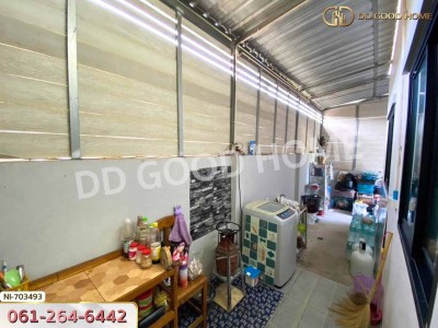 ทาวน์เฮ้าส์ ส้มเกลี้ยงทาวน์ สุราษฎร์ธานี ใกล้แม็คโคร สุราษฎร์ธานี