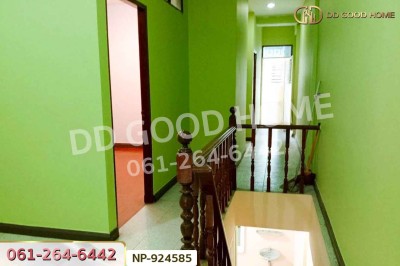 ทาวน์เฮ้าส์ หมู่บ้านศรีเพชร เพชรเกษม 106 หนองแขม ใกล้มหาวิทยาลัยเอเชียอาคเนย์