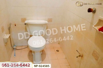 ทาวน์เฮ้าส์ หมู่บ้านศรีเพชร เพชรเกษม 106 หนองแขม ใกล้มหาวิทยาลัยเอเชียอาคเนย์