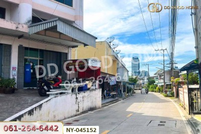 อาคารพาณิชย์ โครงการศรีราชาแลนด์แอนด์เฮาส์ 2 (ซ.โรงไม้ขีด) ชลบุรี ใกล้โรงเรียนอัสสัมชัญ ศรีราชา-8