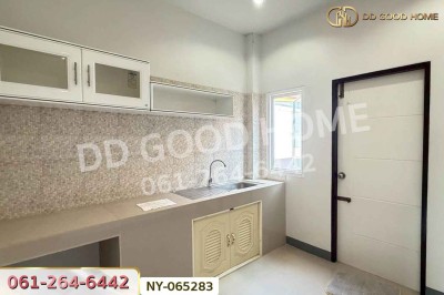 ทาวน์เฮ้าส์ เดอะวัน บางคล้า ฉะเชิงเทรา ใกล้สนามกอล์ฟซันไรส์ ลากูน คันทรีคลับ