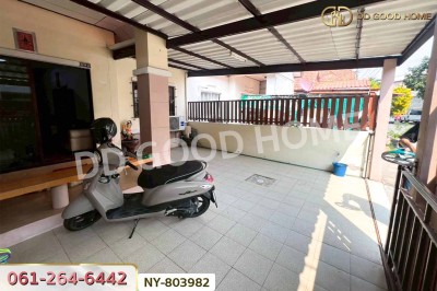 ทาวน์เฮ้าส์ หมู่บ้านสุขสิริ วิลล์ ชลบุรี ใกล้ศูนย์ปฏิบัติการชลบุรี บริษัท ปตท.จำกัด (มหาชน)