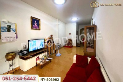 ทาวน์เฮ้าส์ หมู่บ้านสุขสิริ วิลล์ ชลบุรี ใกล้ศูนย์ปฏิบัติการชลบุรี บริษัท ปตท.จำกัด (มหาชน)