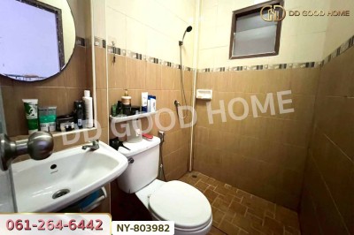 ทาวน์เฮ้าส์ หมู่บ้านสุขสิริ วิลล์ ชลบุรี ใกล้ศูนย์ปฏิบัติการชลบุรี บริษัท ปตท.จำกัด (มหาชน)