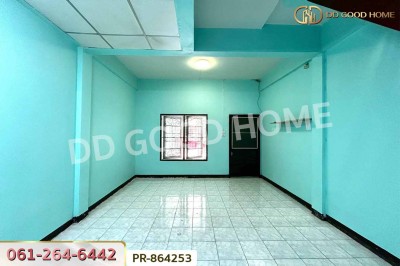 ทาวน์เฮ้าส์ หมู่บ้านคณาทรัพย์ ซ.เจริญพัฒนา 7 (รามอินทรา 117) ใกล้ตลาดมีนบุรี