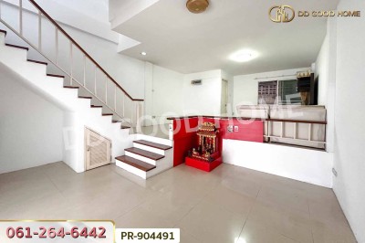 ทาวน์โฮม หมู่บ้านรินรดา โอเรียนทอล ถ.สหกรณ์ สมุทรสาคร ใกล้บิ๊กซ้ง ซุปเปอร์สโตร์