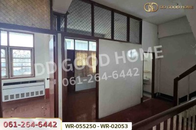 อาคารพาณิชย์ เมืองนครพนม ในตลาดสดเทศบาลเมืองนครพนม-8