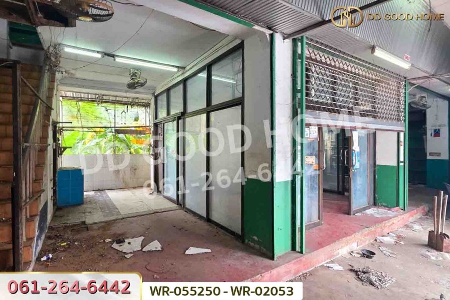 อาคารพาณิชย์ เมืองนครพนม ในตลาดสดเทศบาลเมืองนครพนม-3
