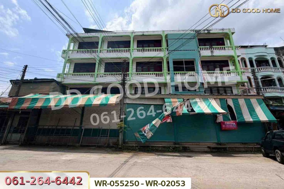 อาคารพาณิชย์ เมืองนครพนม ในตลาดสดเทศบาลเมืองนครพนม-2