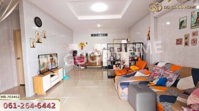 ทาวน์เฮ้าส์ กานต์สินี โฮม ชลบุรี ใกล้ โลตัสพนัสนิคม