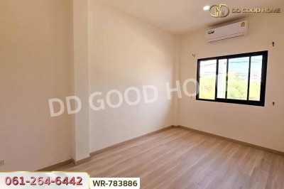 ทาวน์เฮ้าส์ หมู่บ้านกูดส์ แลนด์ 2 กระทุ่มแบน สมุทรสาคร ใกล้วัดท่าไม้