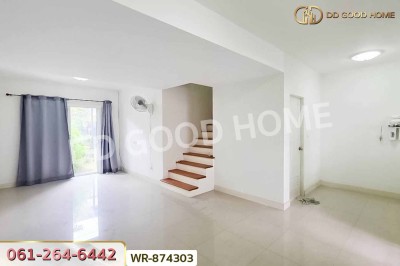 ทาวน์เฮ้าส์ ลลิลทาวน์ ไลโอ ลำลูกกาคลอง 4-5 ใกล้สวนสนุกดรีมเวิลด์