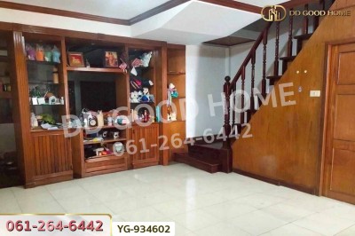 ทาวน์เฮ้าส์ หมู่บ้านบัวทองธานี นนทบุรี ใกล้ตลาดสมบัติบุรี